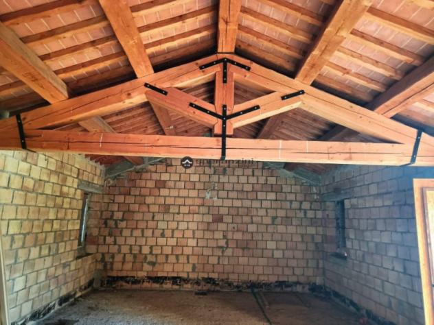 Sant'ippolito
nella media valle del metauro, in zona facilmente raggiungibile dalle principali vie di comunicazione proponiamo in vendita ex casale co - Foto 6
