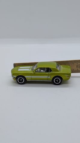 Matchbox Ford Mustang GT CS 1968 2010 MB812 lime con striscie bianche - Foto 2