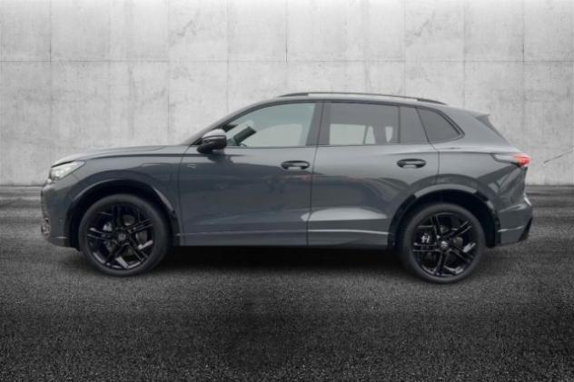 VOLKSWAGEN Tiguan 1.5 TSI eHybrid 272 CV DSG R-Line rif. 23788842 - Foto 5