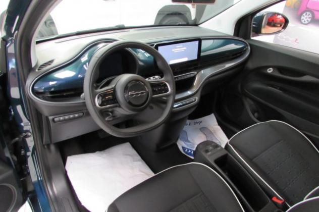 FIAT 500e Berlina 42 kWh AUTONOMIA 320Km. Blu Ocean rif. 24133892 - Foto 8