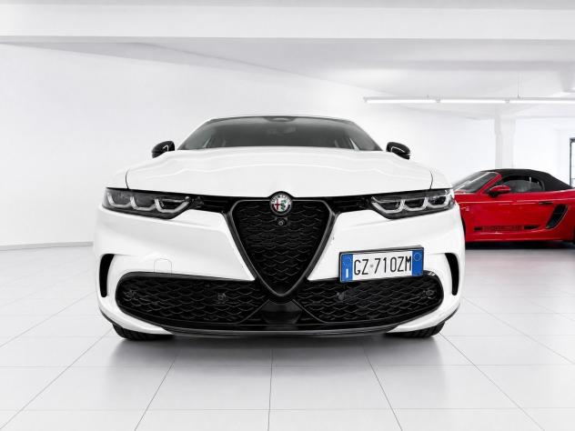 Alfa Romeo Tonale 1.3 280cv Plug-in Hybrid AT6 Sprint Q4 - Foto 2