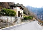 Branzi, Villa indipendente