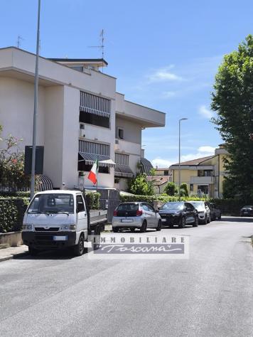 APPARTAMENTO di 10 vani (VIAREGGIO - terminetto) rif. A1018 - Foto 11