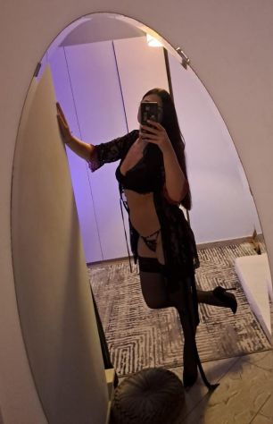 🌶Alexandra e Victoria ti aspettano presso studio Bagira🌶 Tel:3519259162