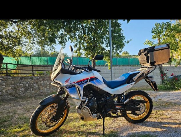 Honda transalp 750 - Foto 4