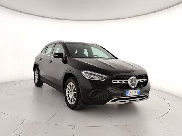Mercedes-Benz GLA GLA-H247 2020 180 d Business Extra auto
