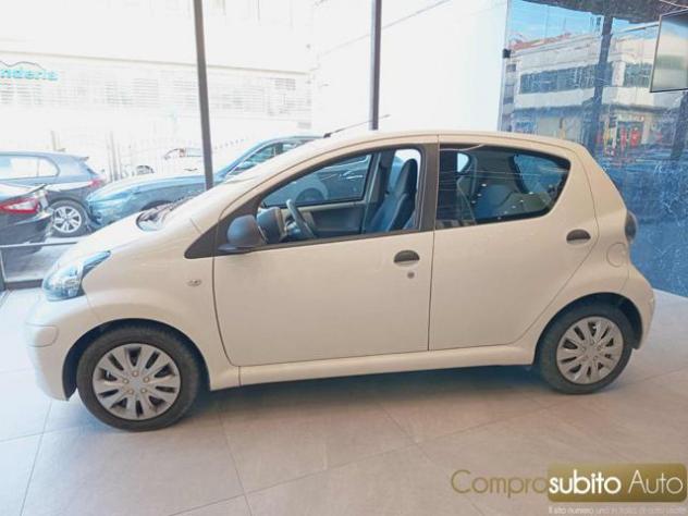 TOYOTA Aygo 1.0 12V VVT-i 5 porte Lounge rif. 23802140 - Foto 8