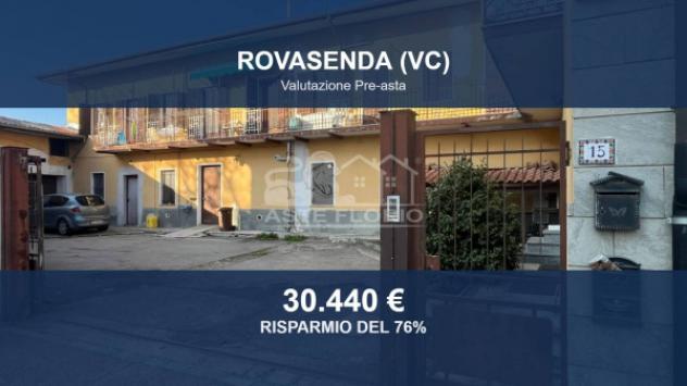 Immobile in asta di 204 m² con più di 5 locali e box auto in vendita a Rovasenda