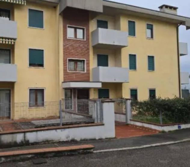 Immobile in asta di 89 m², box auto in vendita a Santorso - Foto 2