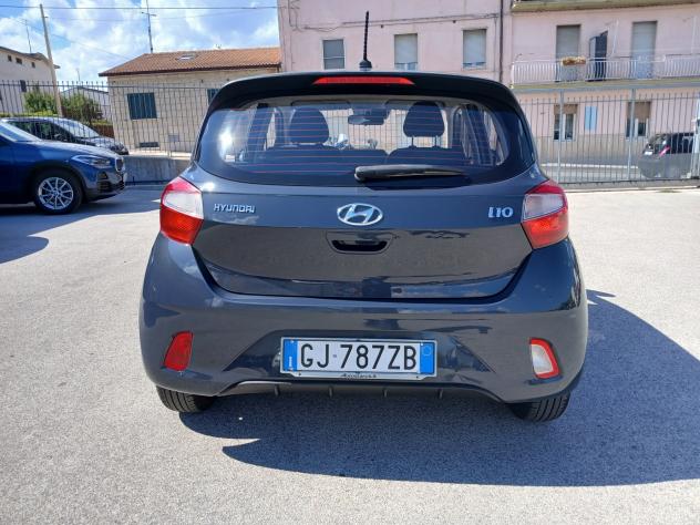 HYUNDAI i10 1.0 MPI ADVANCED 2022 - Foto 6