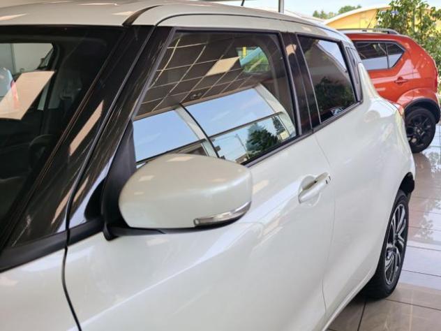 SUZUKI Swift 1.2 Hybrid 4WD AllGrip Top rif. 23968847 - Foto 8