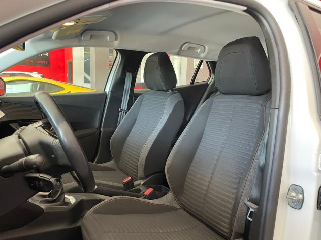 PEUGEOT 1.2 ACTIVE PACK 100cv - Foto 9