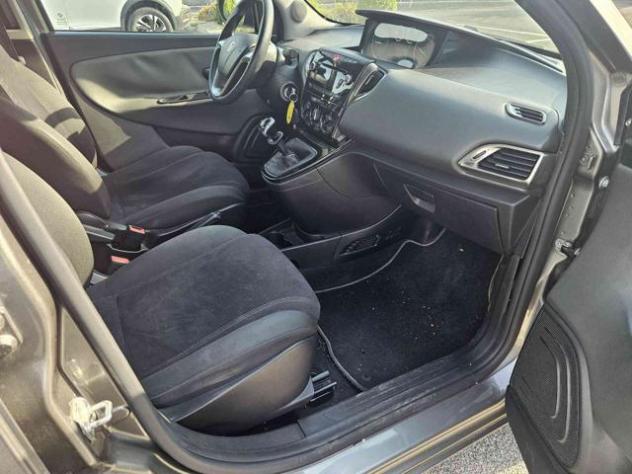 LANCIA Ypsilon 1.2 69 CV 5 porte Gold rif. 23998553 - Foto 9