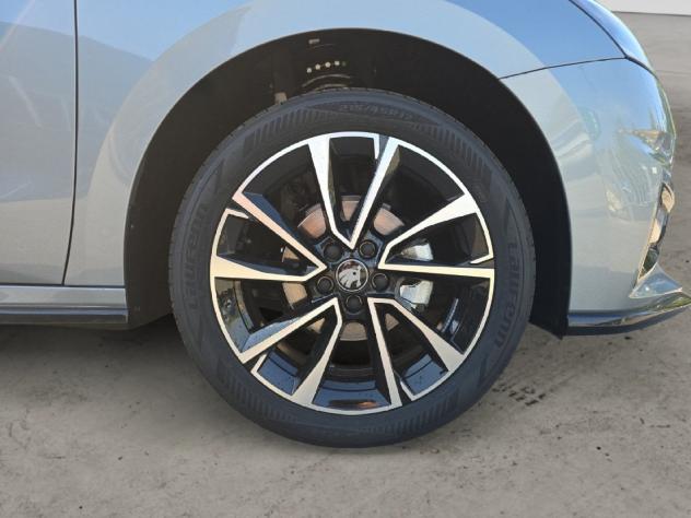 Škoda Fabia Fabia 1.0 tsi Monte Carlo 95cv - Foto 9