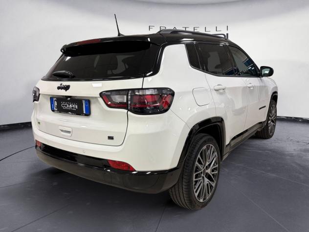 Jeep Compass e-Hybrid 1.5 Turbo MHEV T4 96kW Summit DDCT - Foto 3