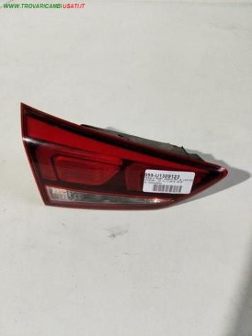 FANALE POST. PARTE INT. S. LED COUPE 999-U1309123 Parti elettriche  Fanaleria  Fanali  Fanale int. post. s HYUNDAI - i 20 - COUPE - 2015 -