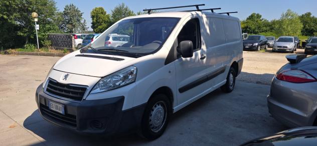 Peugeot Expert 2.0 Furgone pronto al lavoro