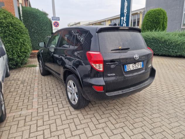 Toyota RAV 4 RAV4 2.2 D-4D 177 CV Luxury - Foto 2