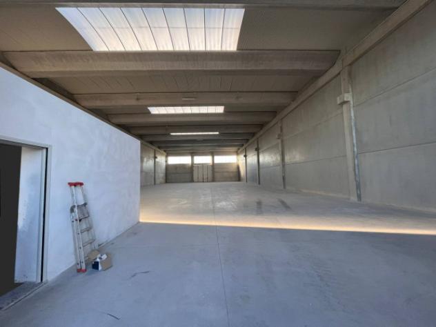 Immobile di 1150 m² con 2 locali in affitto a Montichiari - Foto 9