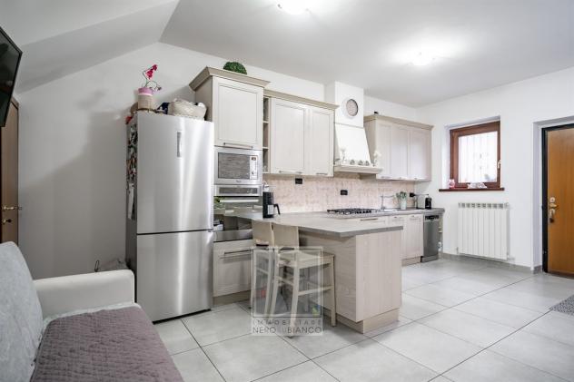PORZIONE DI CASA VISTA LAGO A OLGINATE - Foto 7