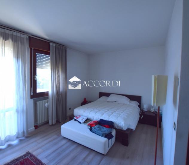 BIFAMILIARE di 8 vani e di 270 mq (PADOVA) rif. ZI132A - Foto 8