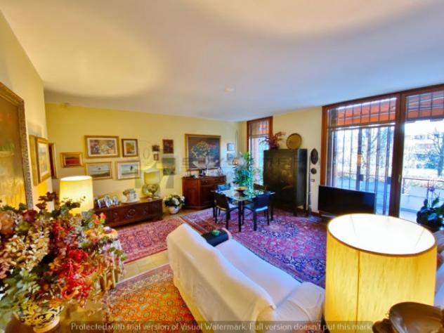 Appartamento di 130 m² con 4 locali e box auto in vendita a Rodano - Foto 3