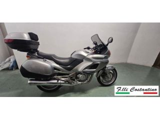 Honda - Deauville 650 -