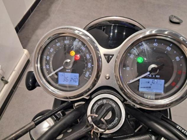 TRIUMPH Bonneville T120 Black BLACK rif. 23922576 - Foto 7