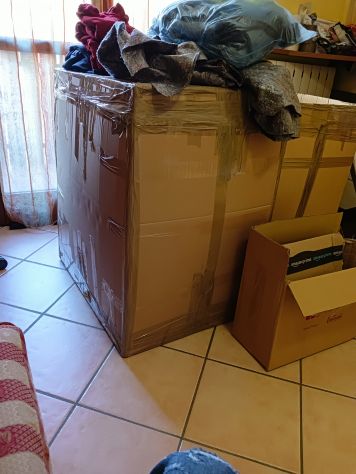 Vendesi per annullamento trasporto via nave 2 cartoni - Foto 2