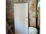 Porta color bianco in legno anni '50 a Roccalbegna (GR)