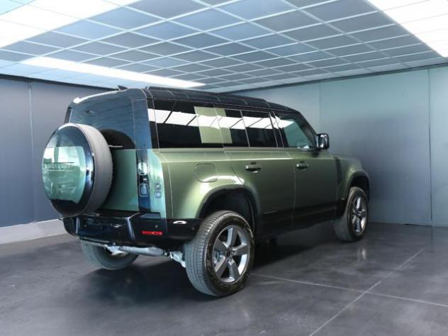 LAND ROVER Defender 110 3.0D I6 250 CV AWD Auto X-Dynamic HSE rif. 23996327 - Foto 4