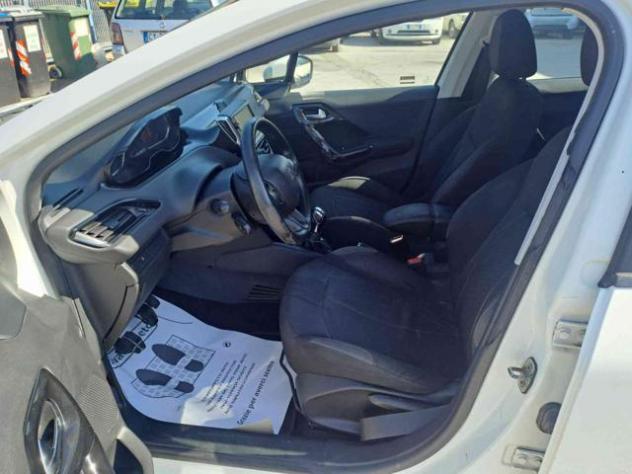 PEUGEOT 208 1.4 8V HDi 68CV 5p. Allure rif. 23931117 - Foto 4