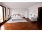 VILLA A SCHIERA di 4 vani e di 252 mq (CAERANO DI SAN MARCO) rif. CM5_1
