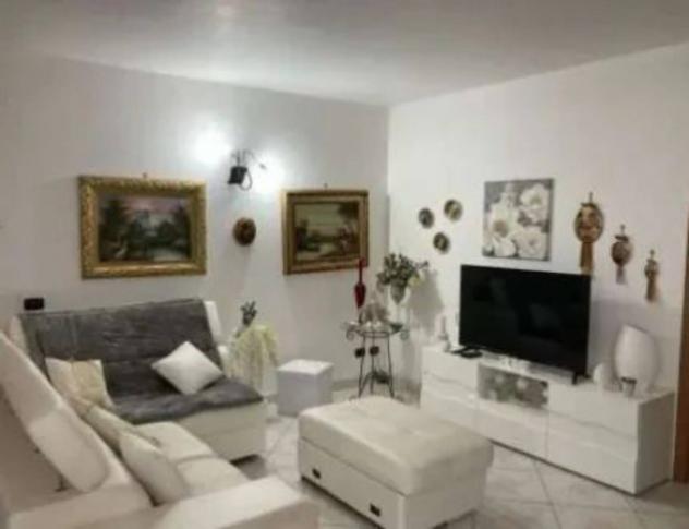 Immobile in asta di 174 m² con più di 5 locali e box auto in vendita a Vittoria - Foto 9