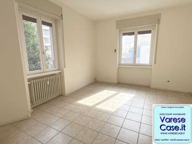 ufficio in affitto a Varese in zona Centro Città
