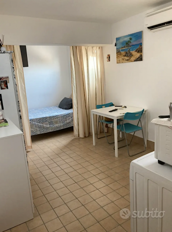 TORRESINA MONOLOCALE ARREDATO LIBERO DAL 1 MAGGIO.