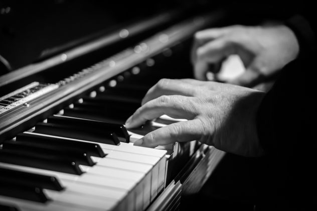Musica funerale Erba