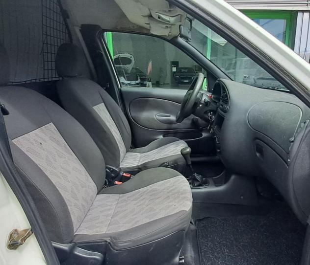 FORD Transit Courier 1.8D - Foto 4