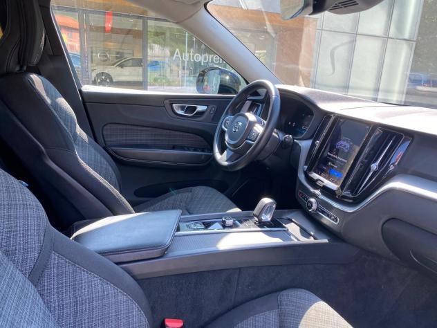 Volvo XC60 B4 D AWD automatico Core oltre oneri finanziari - Foto 5