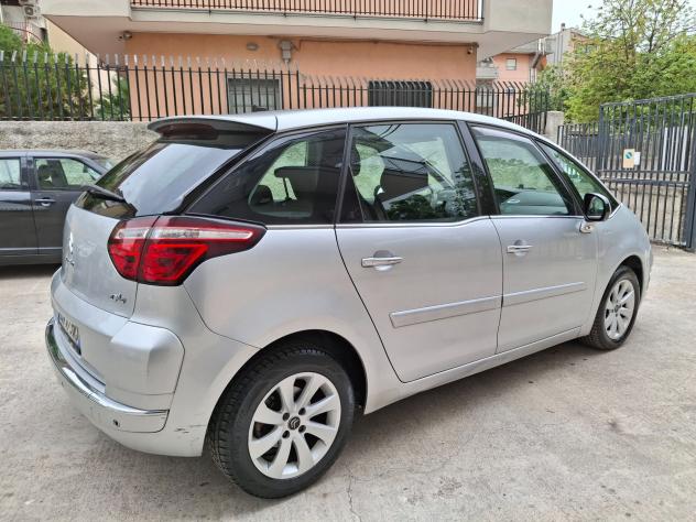 Citroen C4 Picasso 1.6 HDi 112 cv Exclusive - Foto 7