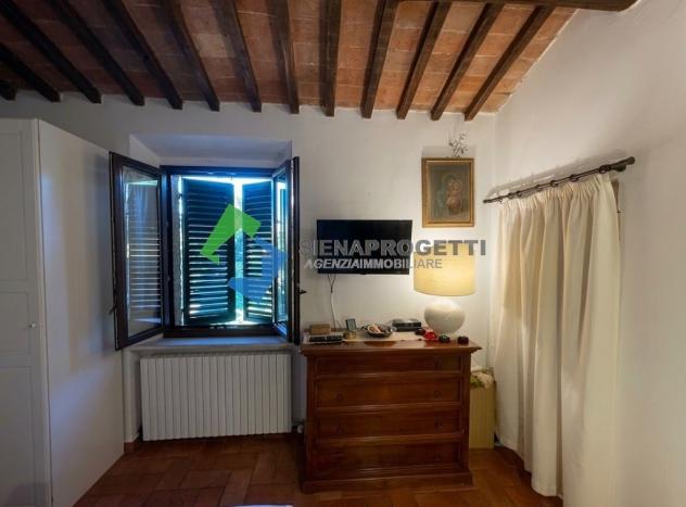 UOPINI – SIENA | APPARTAMENTO RISTRUTTURATO CON SPAZIO ESTERNO, GARAGE E POSTO AUTO - Foto 17