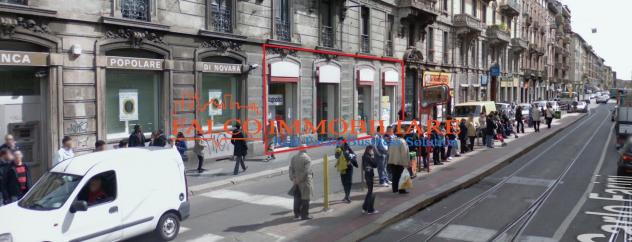 MILANO, VIA FARINI - AFFITTASI NEGOZIO 4 LUCI 150 MQ - Foto 2