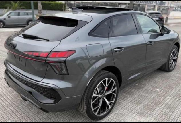 AUDI Q3 Sportback TDI 110 kW S tronic S Line Edition rif. 23830252 - Foto 4