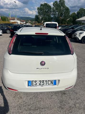 Fiat Punto 1.3 MJT II 75 CV 5 porte - Foto 8