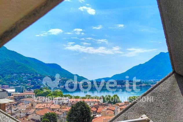 Attico / Mansarda di 140 m² con 3 locali in vendita a Lecco - Foto 3
