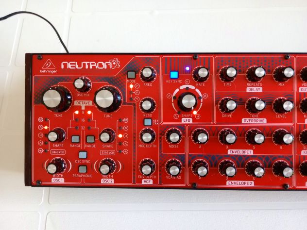 Behringer Neutron analog synth semi modulare - Foto 7