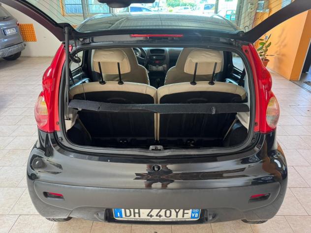 Peugeot 107 1.0 68CV 5p. Plaisir 2Tronic - Foto 8