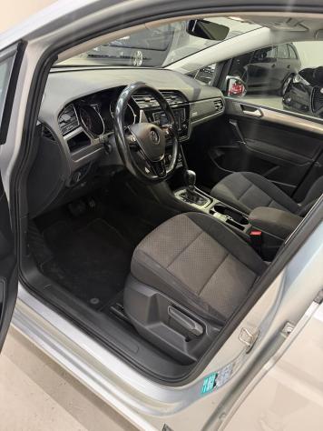 Touran 1.6 TDI DSG Comfortline BlueMotion Technology-Neopatentati - Foto 9