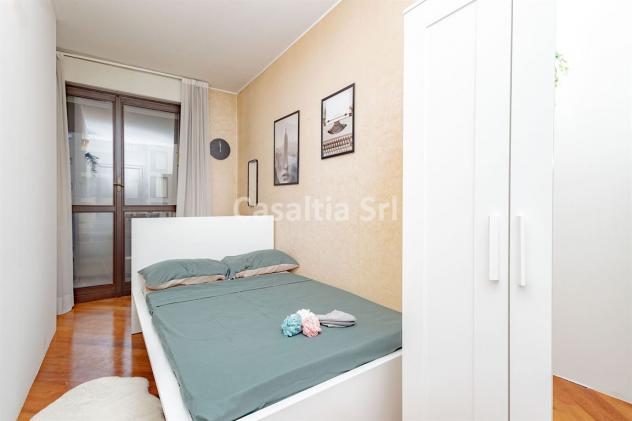 Stanza disponibile da subito via caracciolo - Foto 6