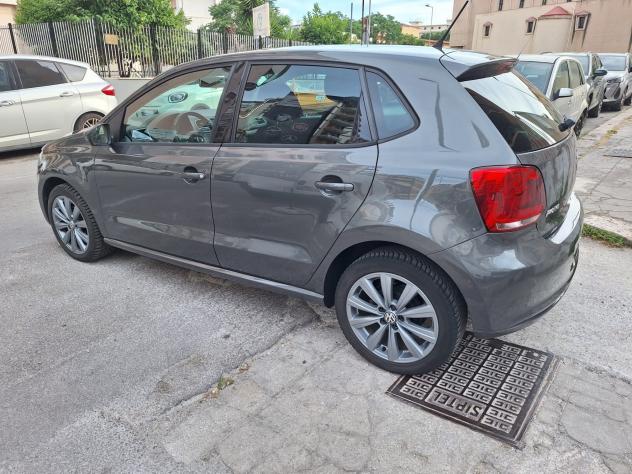 Volkswagen Polo 1.6 TDI 5 porte Highline - Foto 6
